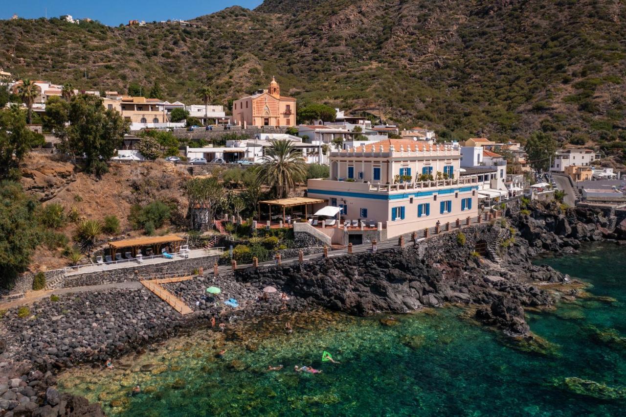 Hotel L'Ariana Isole Eolie - Una Esperienze Leni Exterior photo