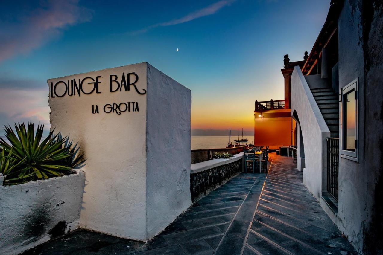 Hotel L'Ariana Isole Eolie - Una Esperienze Leni Exterior photo